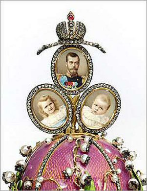 Uovo sul cocchio con cherubino Fabergé